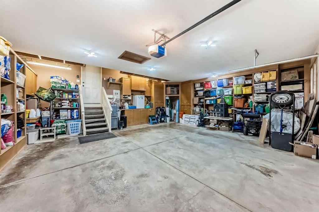 MLS® A2243973 - 195 West Lakeview Circle  in Lakeview Landing Chestermere, Residential
