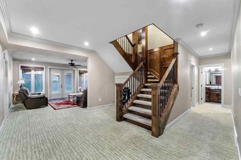 MLS® A2243988 - 989 East Lakeview Road  in East Chestermere Chestermere, Residential