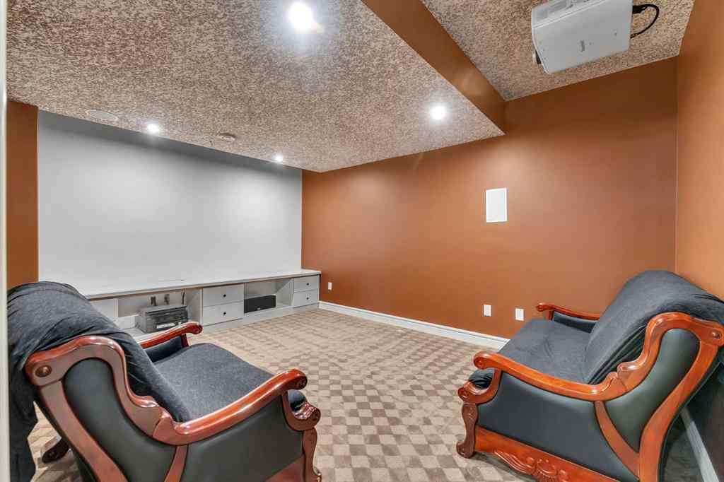 MLS® A2243988 - 989 East Lakeview Road  in East Chestermere Chestermere, Residential