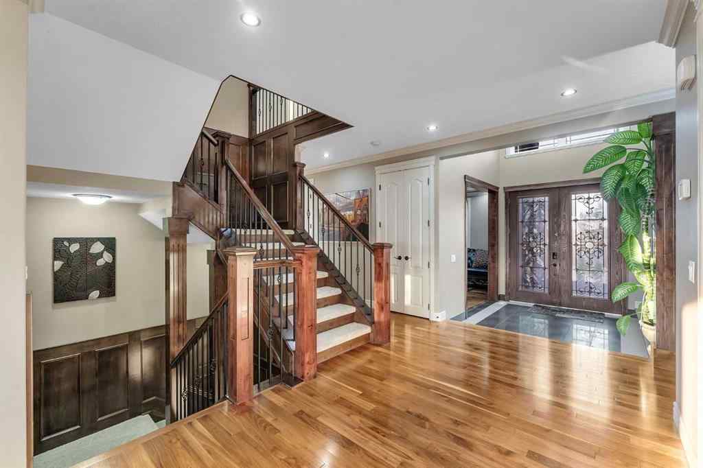 MLS® A2243988 - 989 East Lakeview Road  in East Chestermere Chestermere, Residential