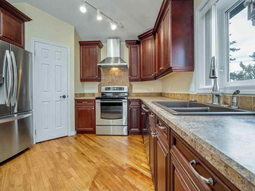 MLS® A2243990 - 996 2 Avenue W in NONE Cardston, Residential