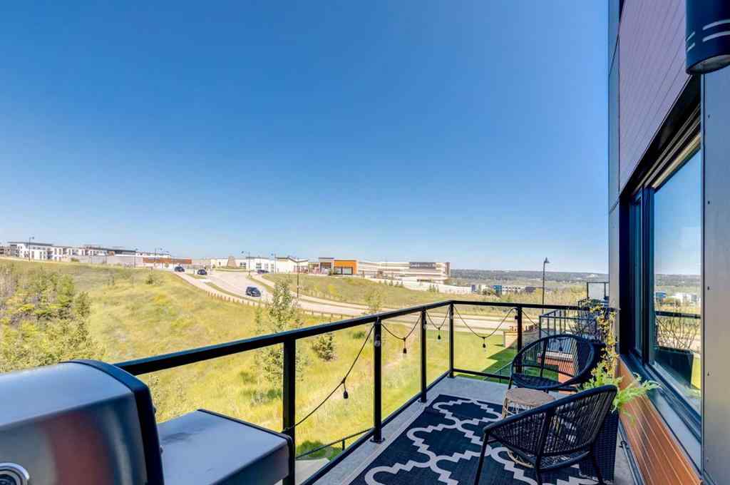 MLS® A2243997 - 102 Na'a Heights SW in Medicine Hill Calgary, Residential