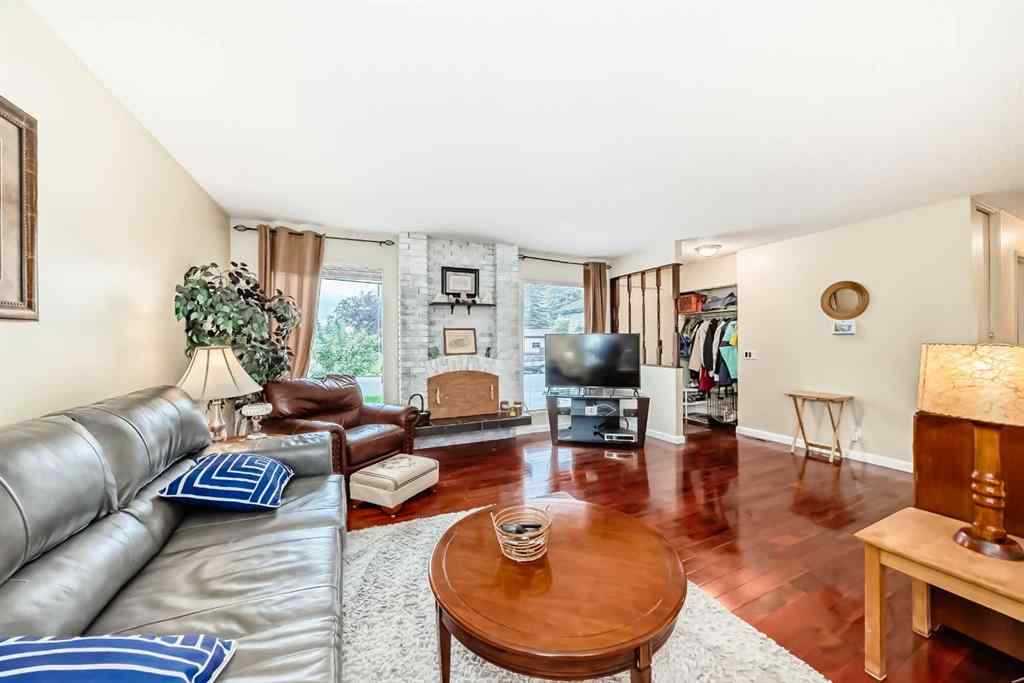 MLS® A2243998 - 6023 Maddock Drive NE in Marlborough Park Calgary, Residential
