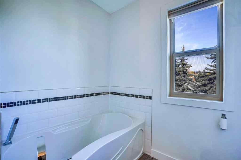 MLS® A2243999 - 4735 17 Avenue NW in Montgomery Calgary, Residential