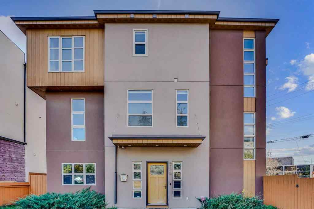 MLS® A2243999 - 4735 17 Avenue NW in Montgomery Calgary, Residential