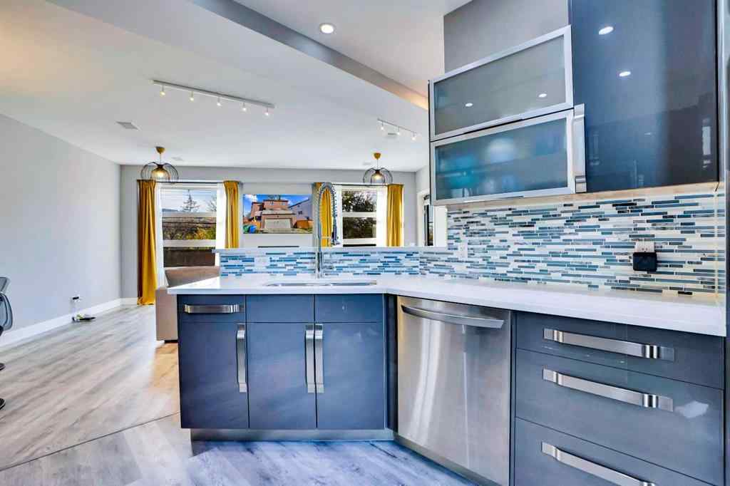 MLS® A2243999 - 4735 17 Avenue NW in Montgomery Calgary, Residential