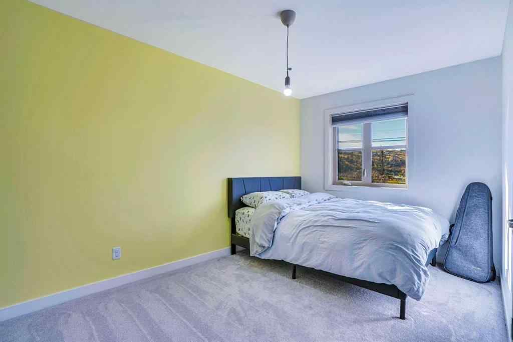 MLS® A2243999 - 4735 17 Avenue NW in Montgomery Calgary, Residential