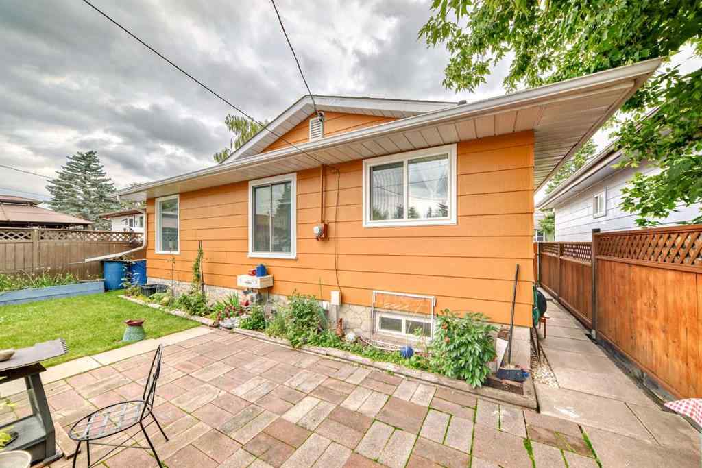 MLS® A2244002 - 247 Doverview Crescent SE in Dover Calgary, Residential