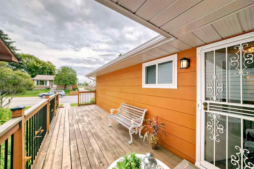 MLS® A2244002 - 247 Doverview Crescent SE in Dover Calgary, Residential