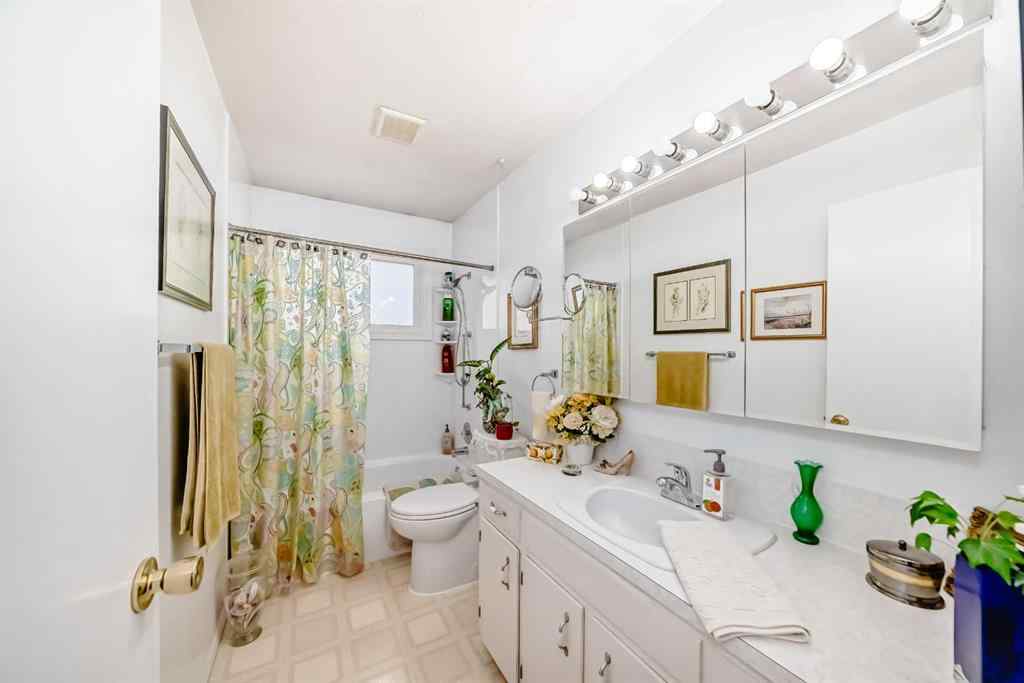 MLS® A2244002 - 247 Doverview Crescent SE in Dover Calgary, Residential