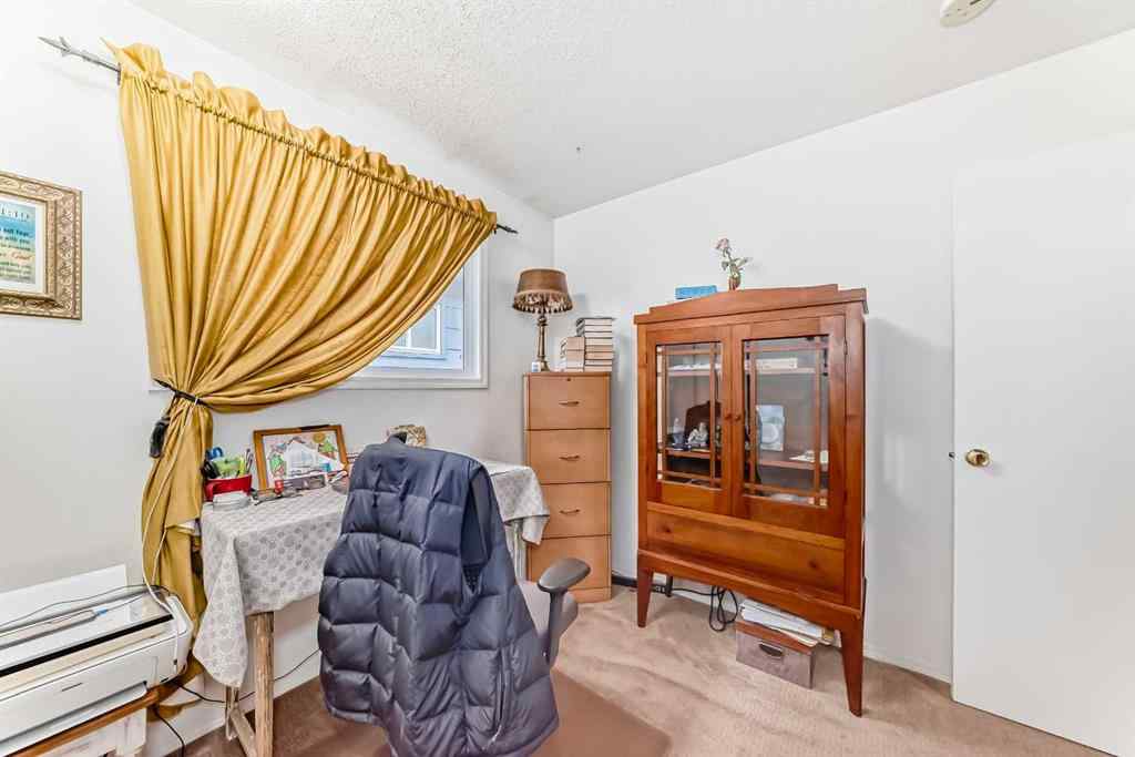 MLS® A2244002 - 247 Doverview Crescent SE in Dover Calgary, Residential