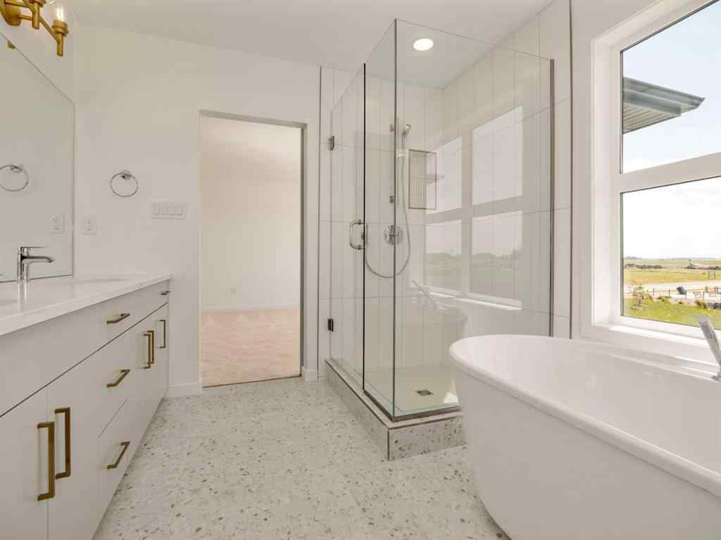 MLS® A2244005 - 4626 31 Avenue S in Discovery Lethbridge, Residential