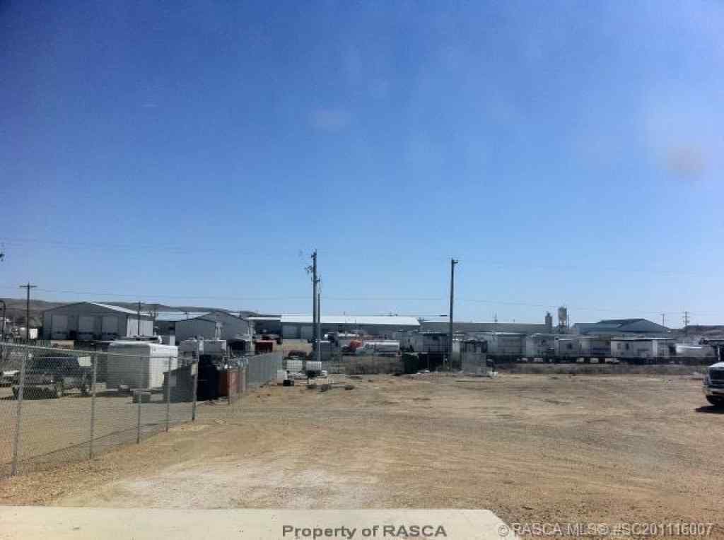 MLS® A2244008 - Unit #Bay 2 560 Premier Road  in Hygrade Industrial Drumheller, Commercial