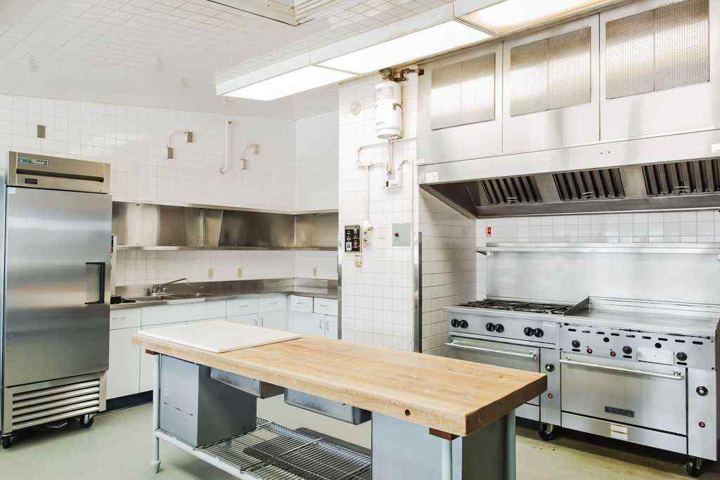 MLS® A2244011 - 5230 44 Avenue  in NONE Spirit River, Commercial