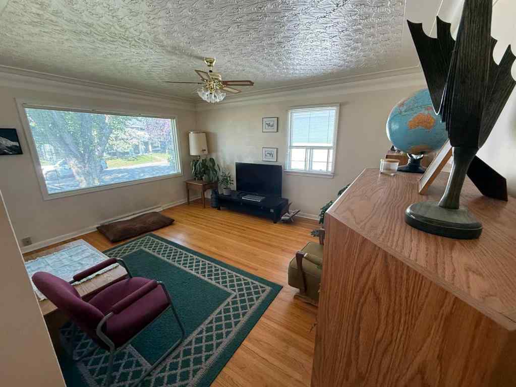 MLS® A2244020 - 920 Renfrew Drive NE in Renfrew Calgary, Residential
