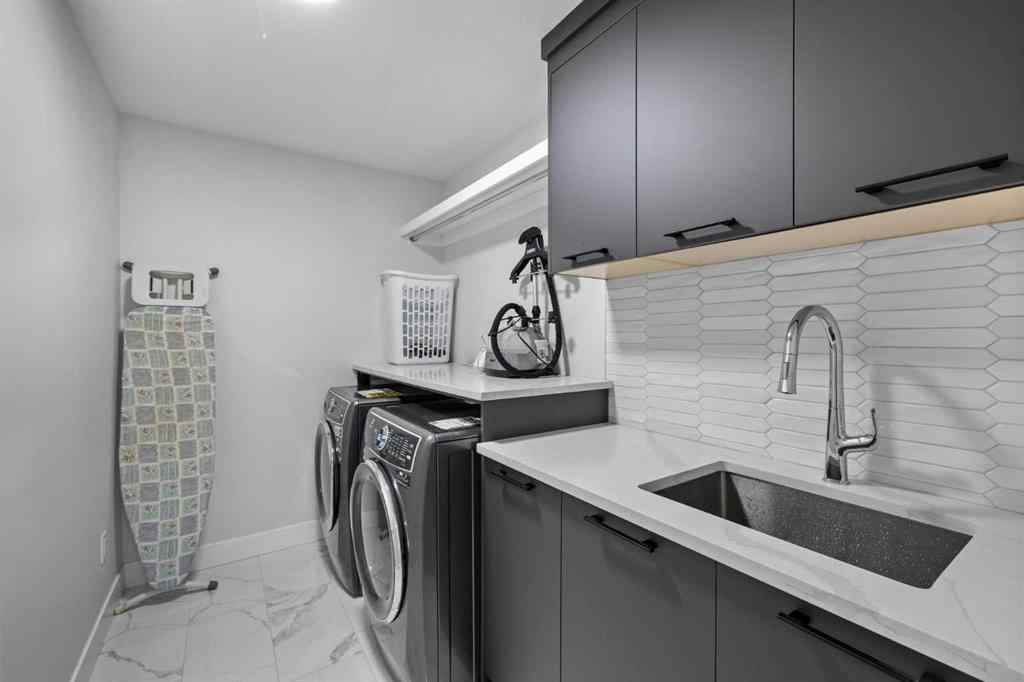 MLS® A2244021 - 20 Waterford Heights  in Waterford Chestermere, Residential