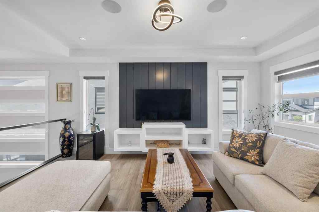 MLS® A2244021 - 20 Waterford Heights  in Waterford Chestermere, Residential