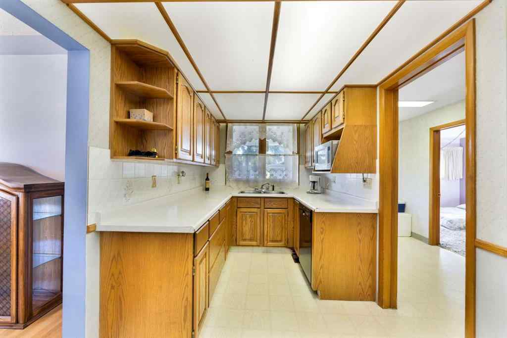 MLS® A2244042 - 1141 43 Street SW in Rosscarrock Calgary, Residential