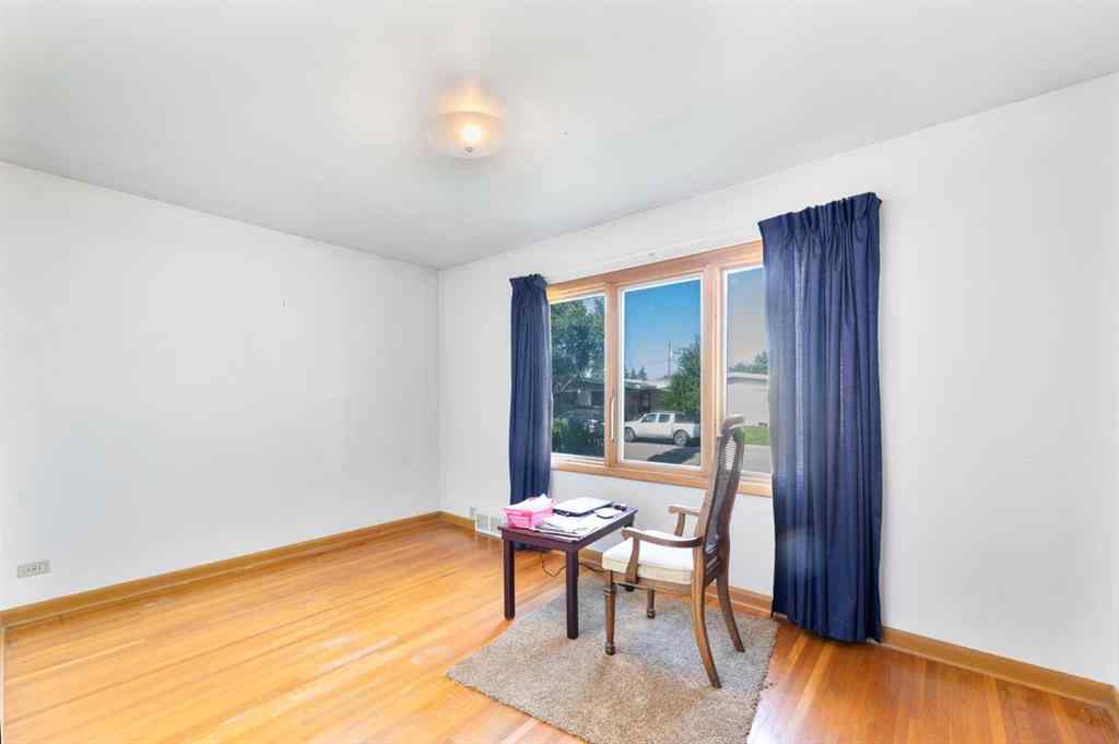 MLS® A2244042 - 1141 43 Street SW in Rosscarrock Calgary, Residential