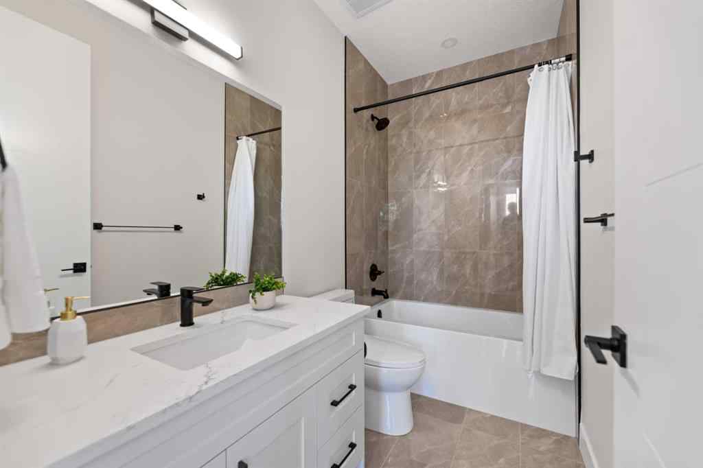 MLS® A2244046 - 7929 47 Avenue NW in Bowness Calgary, Residential