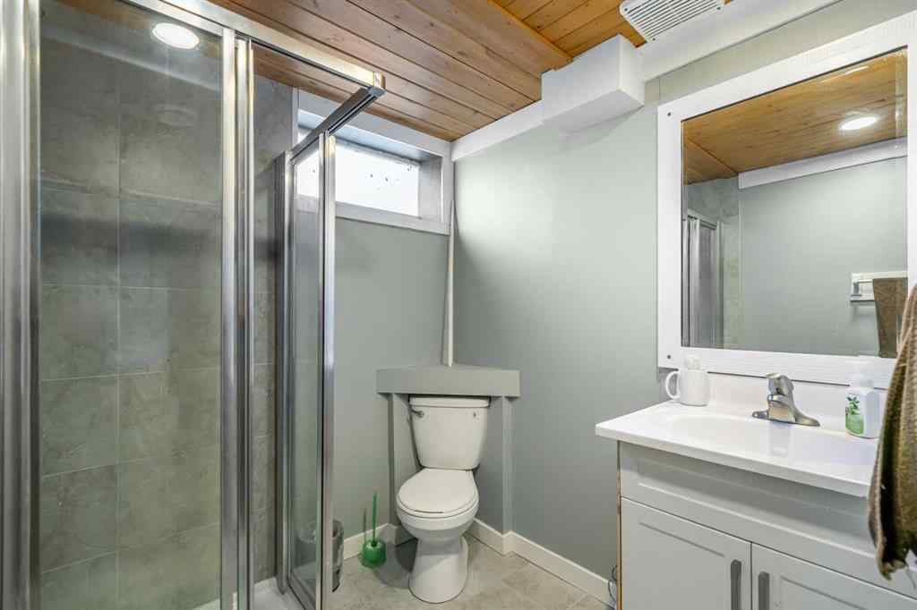 MLS® A2244051 - 152 Fredson Drive SE in Fairview Calgary, Residential