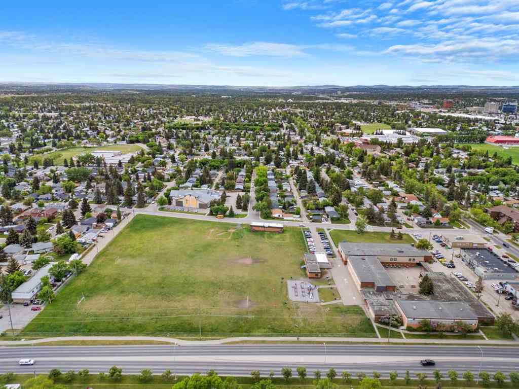 MLS® A2244051 - 152 Fredson Drive SE in Fairview Calgary, Residential