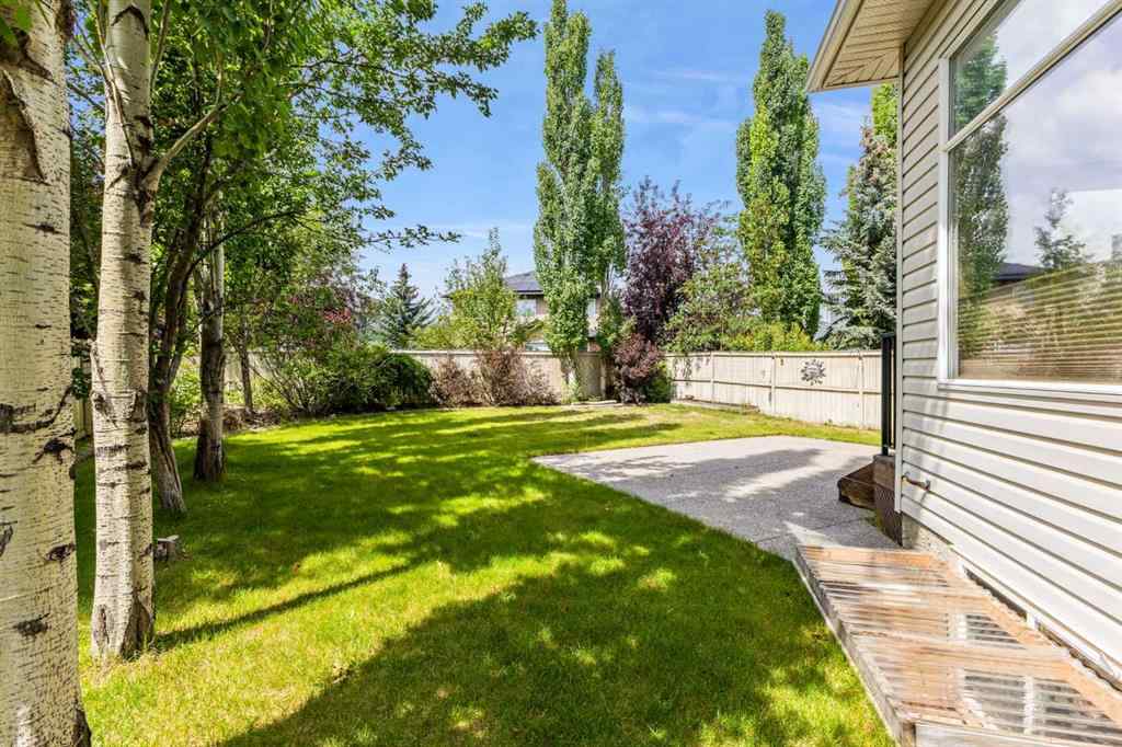MLS® A2244053 - 11 Simcoe Crescent SW in Signal Hill Calgary, Residential