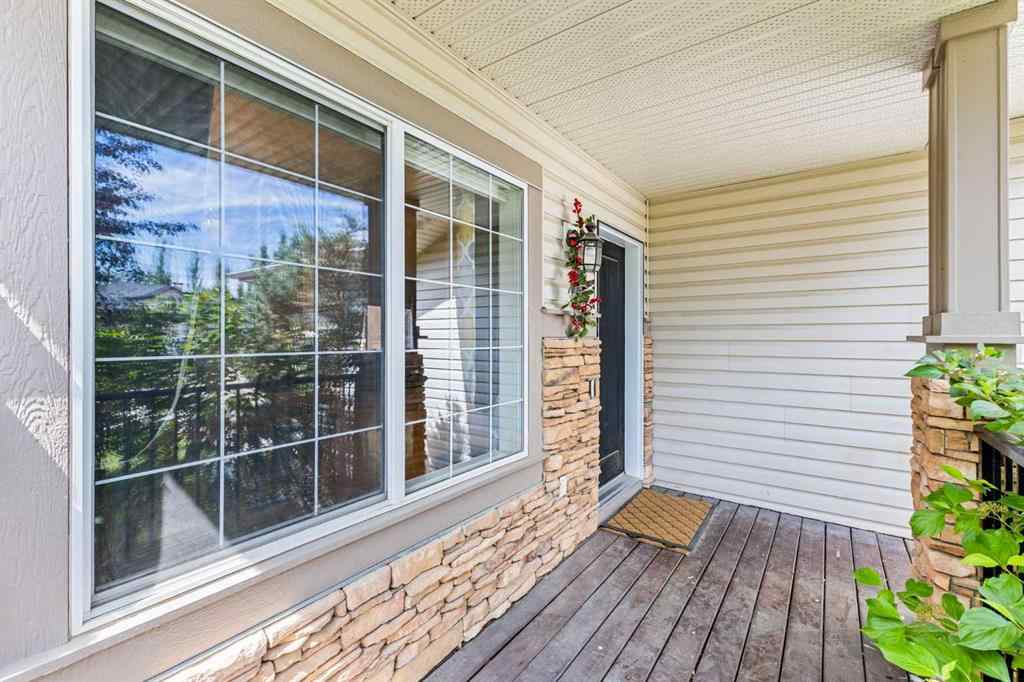 MLS® A2244053 - 11 Simcoe Crescent SW in Signal Hill Calgary, Residential