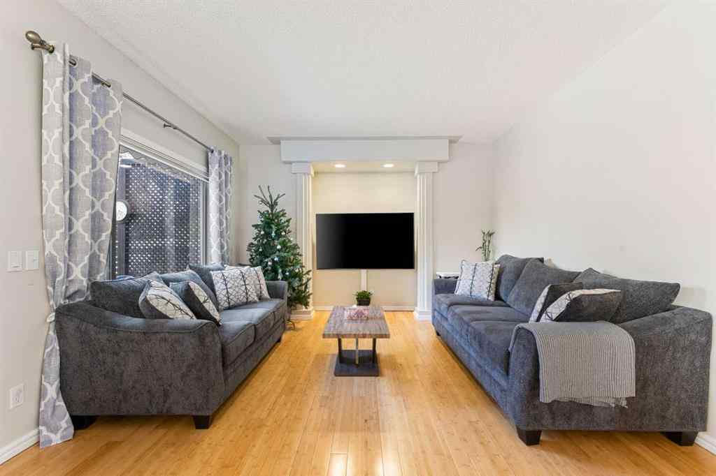 MLS® A2244053 - 11 Simcoe Crescent SW in Signal Hill Calgary, Residential