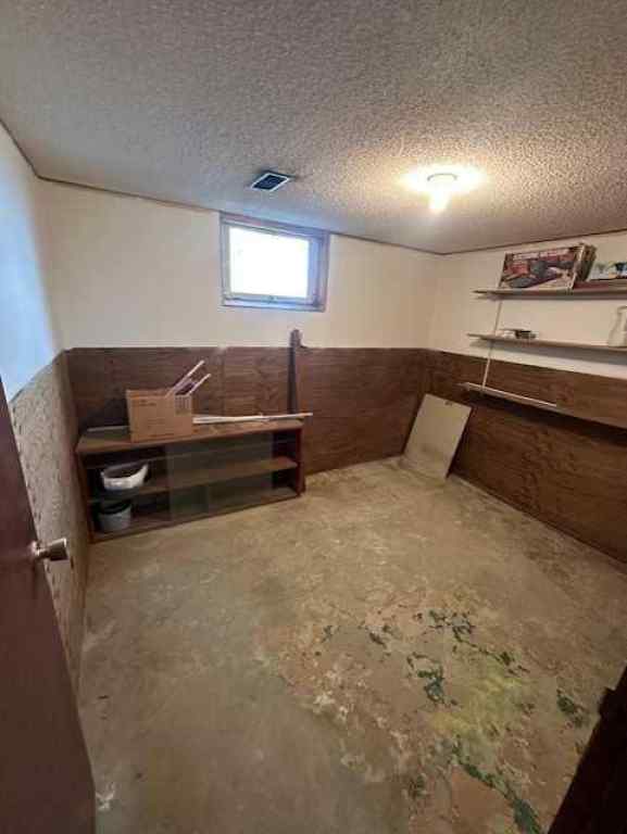 MLS® A2244054 - 406 Fox Lake Trail  in NONE Hanna, Residential
