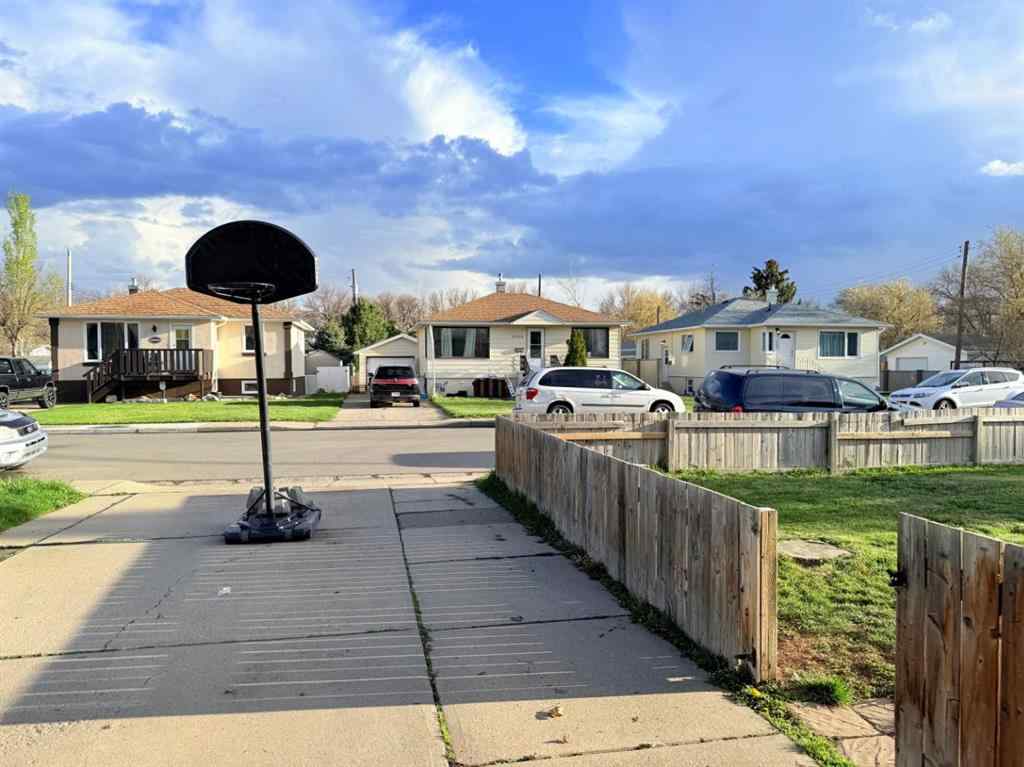 MLS® A2244060 - 1505 6A Avenue N in Westminster Lethbridge, Residential