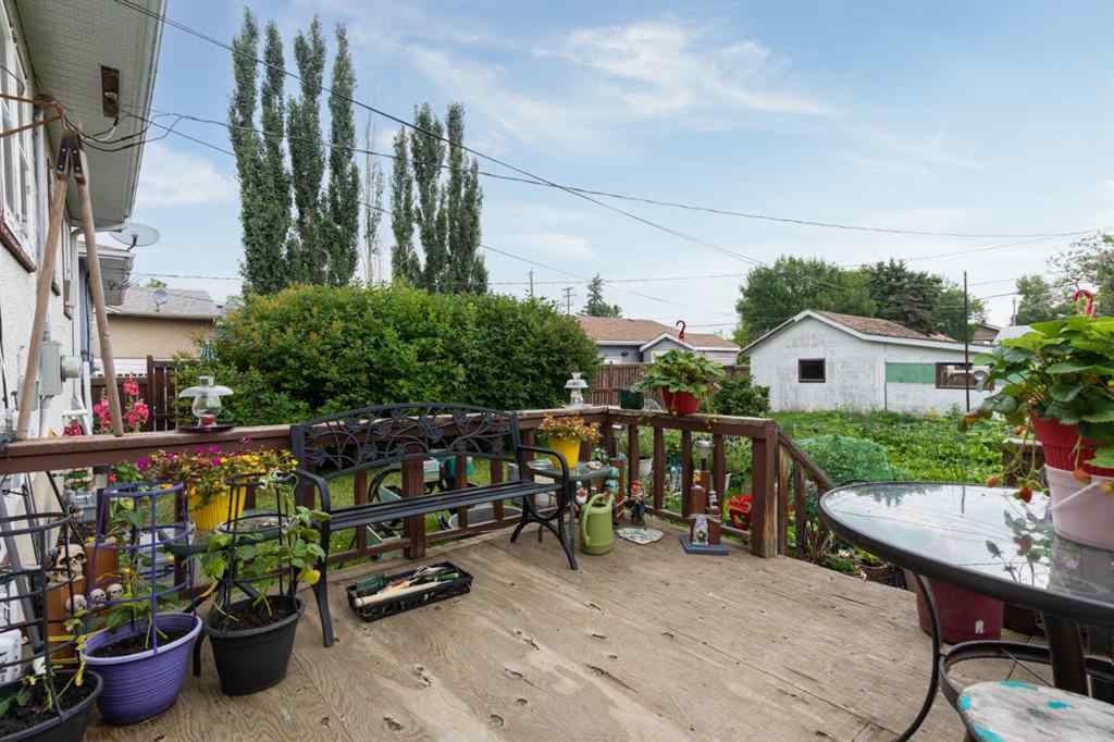 MLS® A2244063 - 5229 49 Street  in Sparling Camrose, Residential