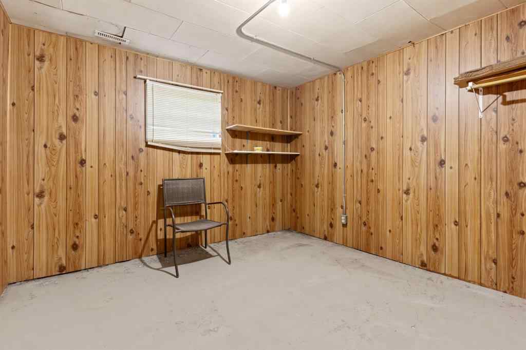 MLS® A2244063 - 5229 49 Street  in Sparling Camrose, Residential