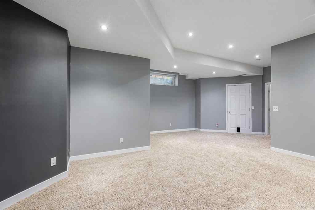 MLS® A2244082 - 128 Honeysuckle Way  in Timberlea Fort McMurray, Residential