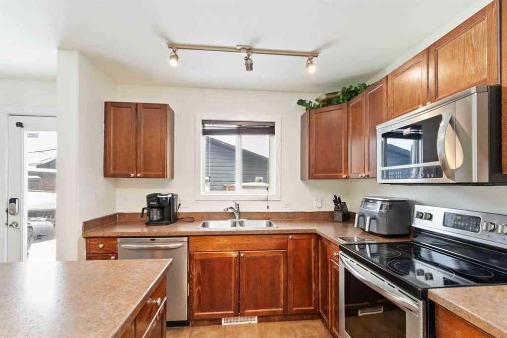 MLS® A2244082 - 128 Honeysuckle Way  in Timberlea Fort McMurray, Residential