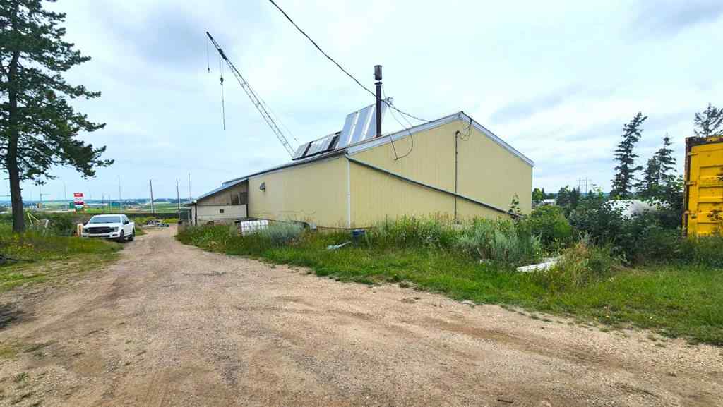 MLS® A2244093 - 5001 76 Street  in NONE Lacombe, Commercial
