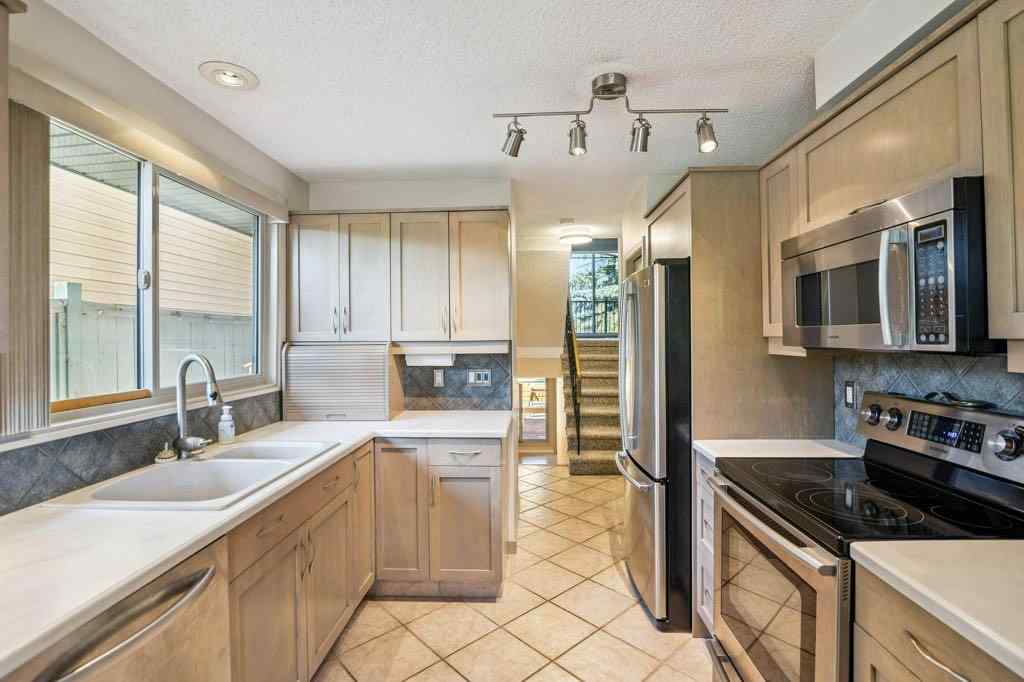 MLS® A2244098 - 153 Mckinnon Crescent NE in Mayland Heights Calgary, Residential