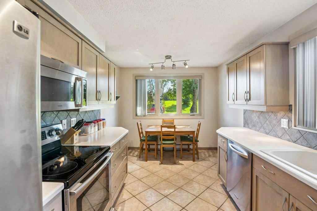 MLS® A2244098 - 153 Mckinnon Crescent NE in Mayland Heights Calgary, Residential