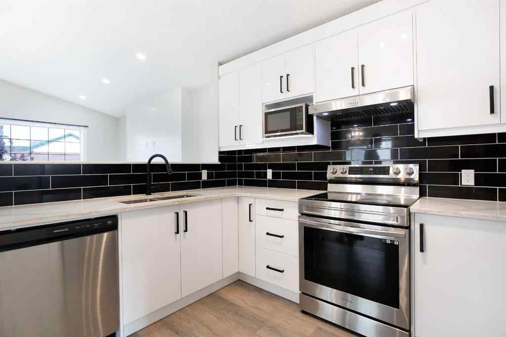 MLS® A2244104 - 125 Martinpark Way NE in Martindale Calgary, Residential