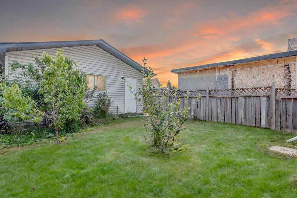 MLS® A2244104 - 125 Martinpark Way NE in Martindale Calgary, Residential