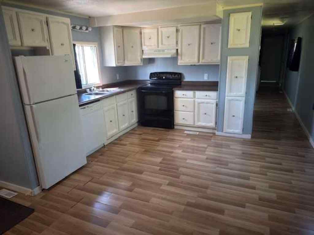 MLS® A2244106 - Unit #8 810 56th Street  in Edson Edson, Mobile