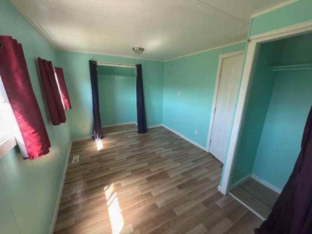 MLS® A2244106 - Unit #8 810 56th Street  in Edson Edson, Mobile
