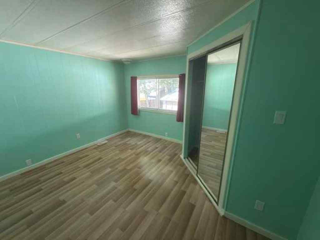 MLS® A2244106 - Unit #8 810 56th Street  in Edson Edson, Mobile