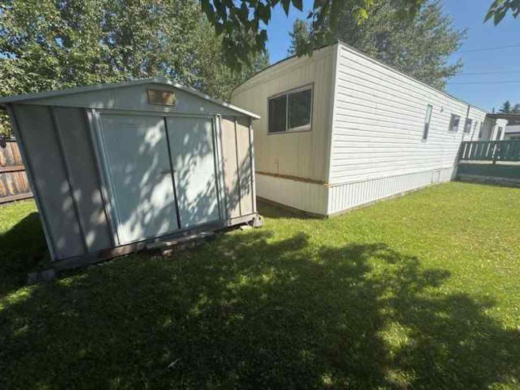 MLS® A2244106 - Unit #8 810 56th Street  in Edson Edson, Mobile