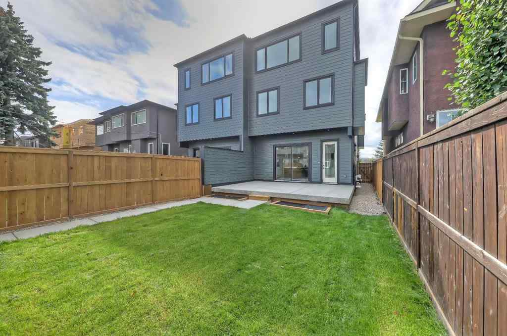 MLS® A2244107 - 5006 22 Street SW in Altadore Calgary, Residential