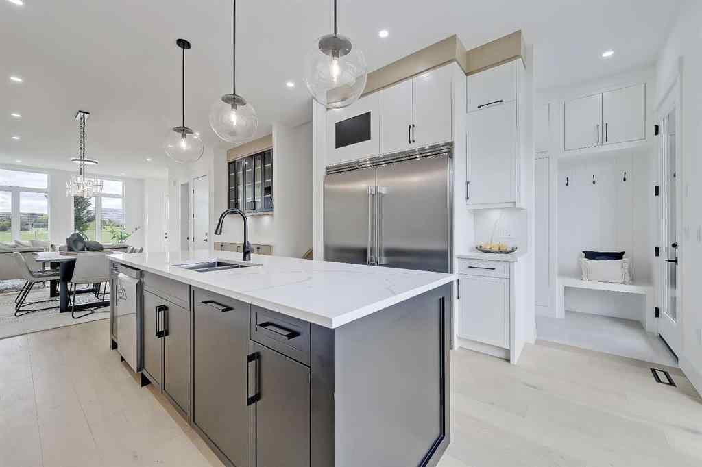 MLS® A2244107 - 5006 22 Street SW in Altadore Calgary, Residential