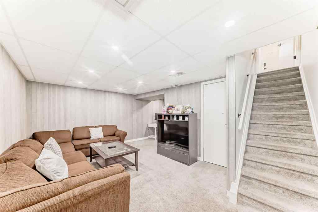 MLS® A2244114 - 6223 Penedo Way SE in Penbrooke Meadows Calgary, Residential