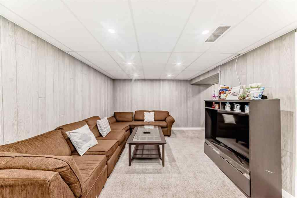 MLS® A2244114 - 6223 Penedo Way SE in Penbrooke Meadows Calgary, Residential