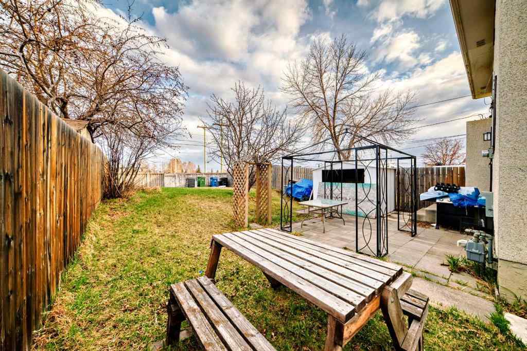 MLS® A2244114 - 6223 Penedo Way SE in Penbrooke Meadows Calgary, Residential