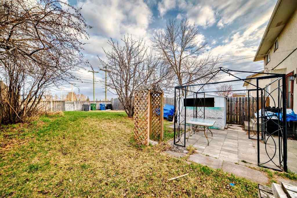 MLS® A2244114 - 6223 Penedo Way SE in Penbrooke Meadows Calgary, Residential